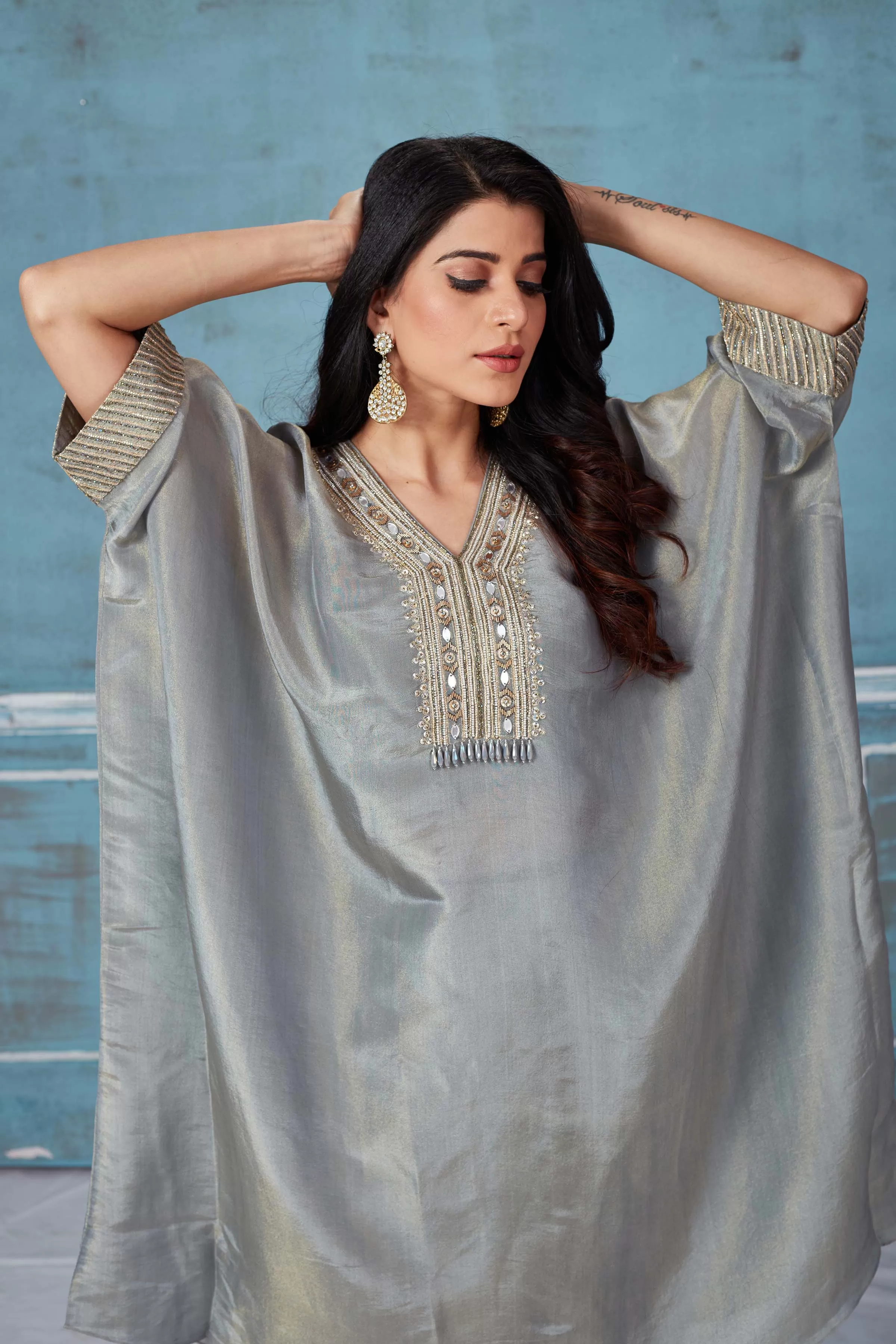 52A160 Light Grey Tissue Georgette Kaftan And Dhoti Set