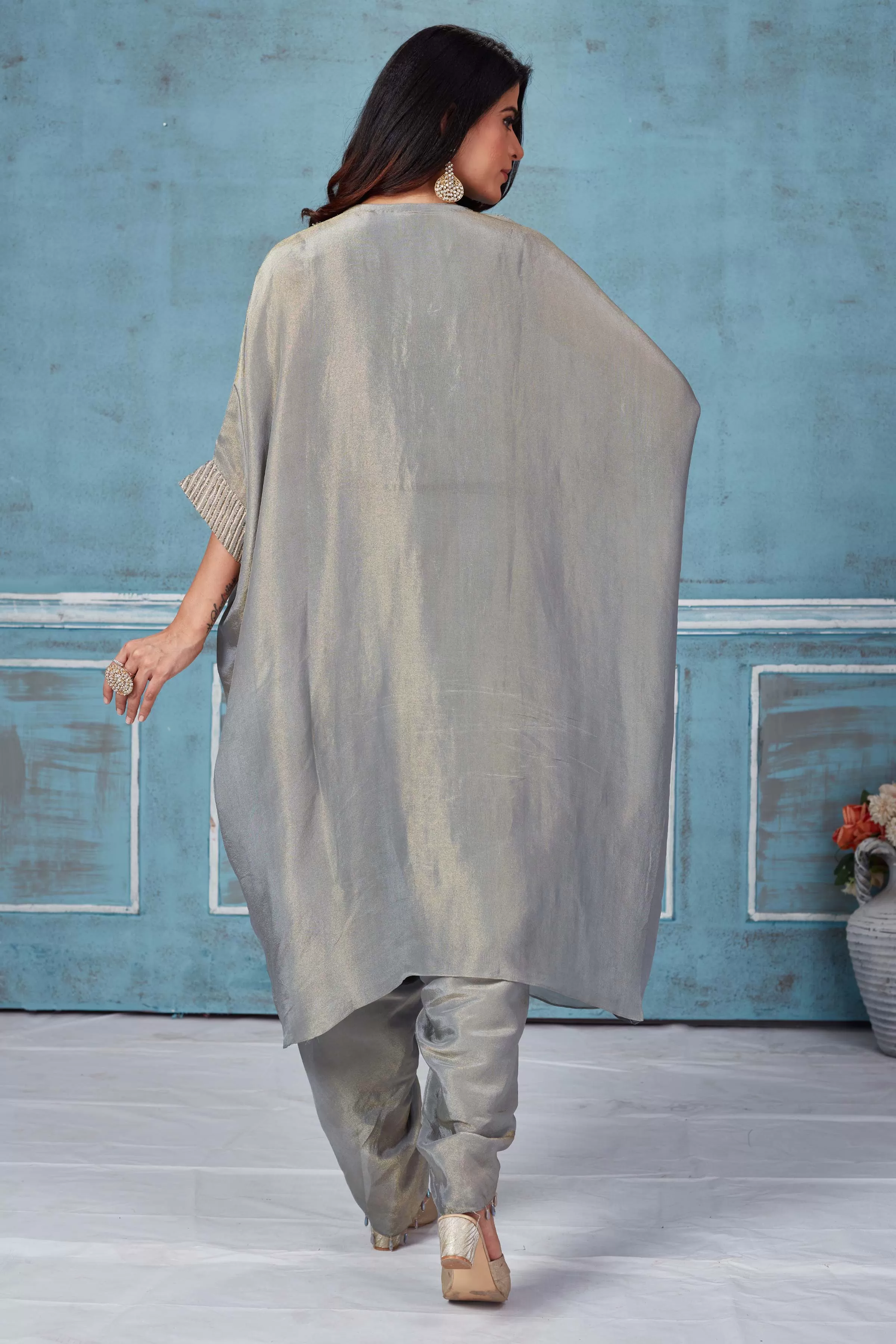 52A160 Light Grey Tissue Georgette Kaftan And Dhoti Set