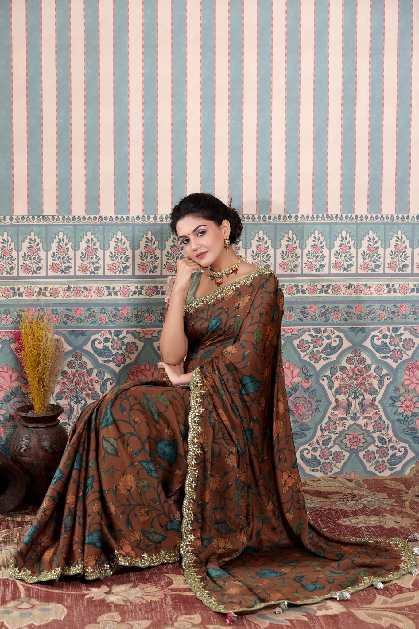 90Z612-RO Brown Printed Mulbery Silk Saree with Scalloped Border