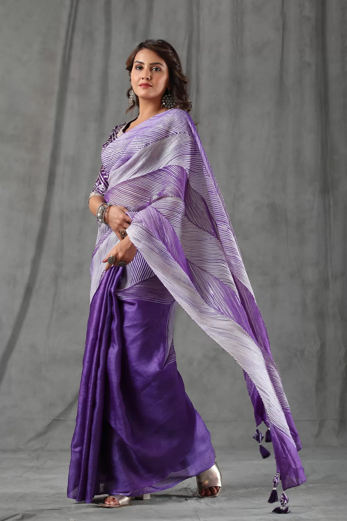 90Z808-RO Lavender Striped Tussar Silk Saree with Bandhej Blouse