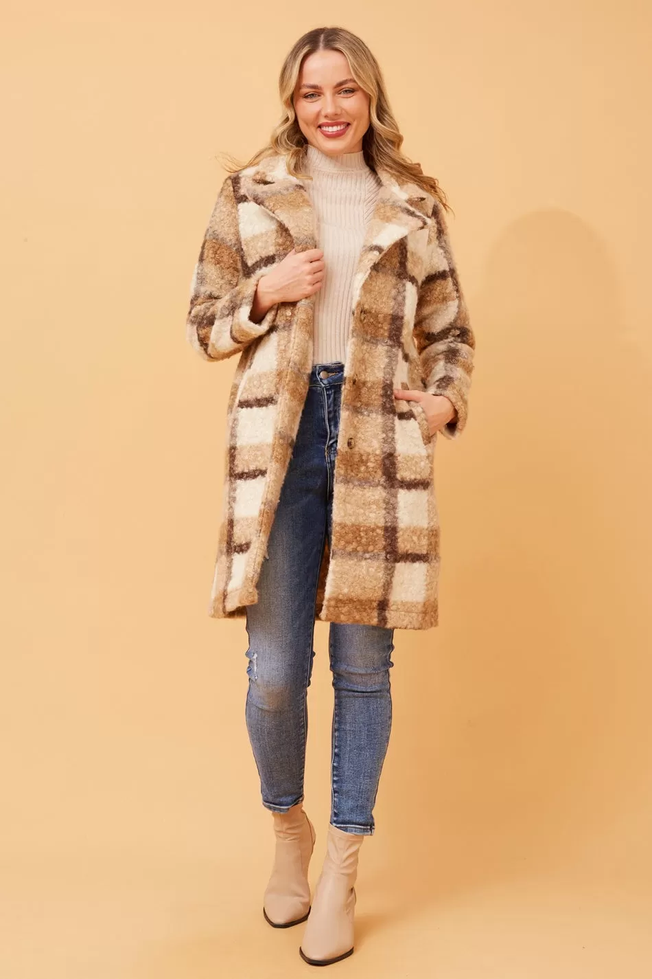 ALASKA CHECK TEDDY FUR COAT