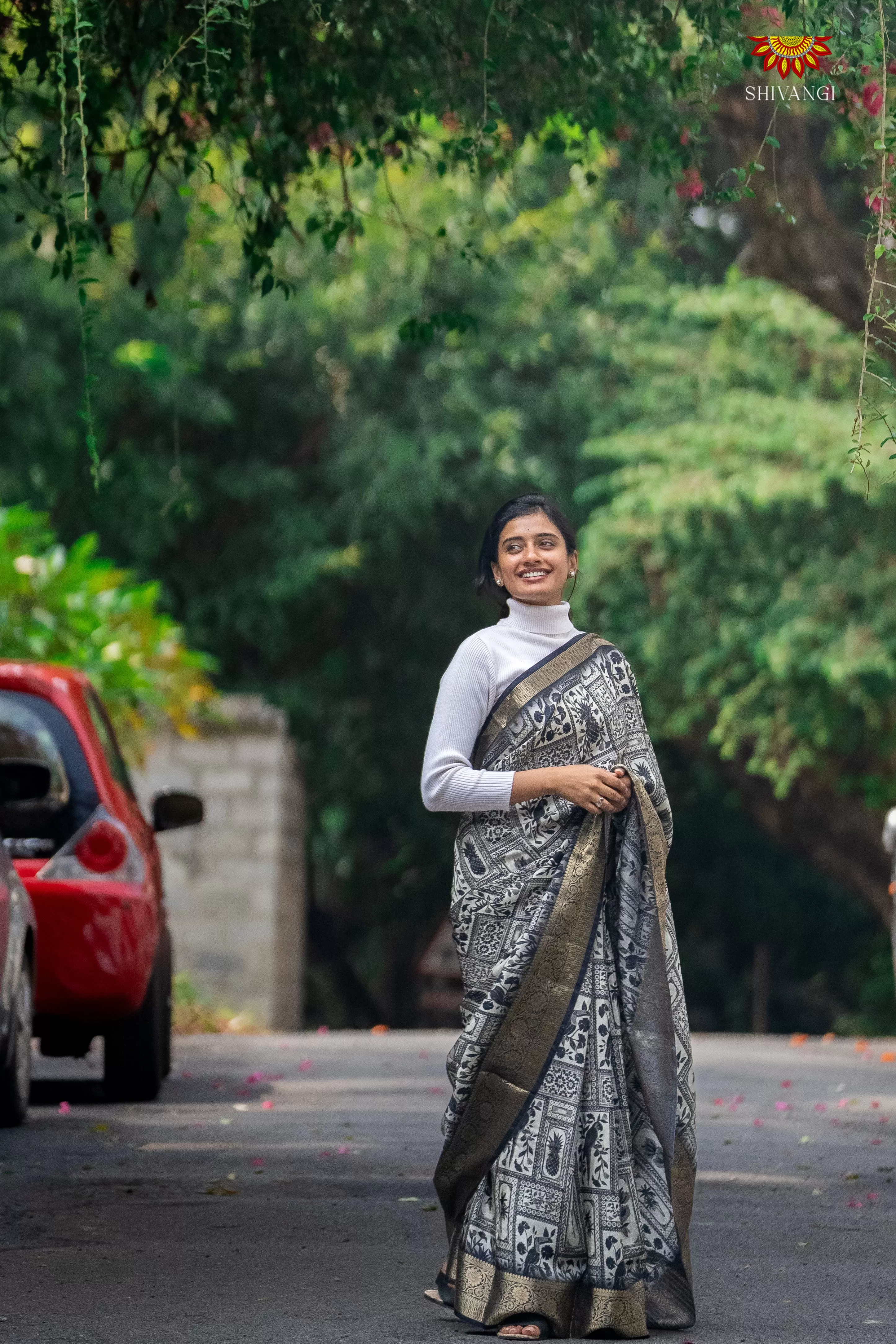 Bird and floral print saree !!!