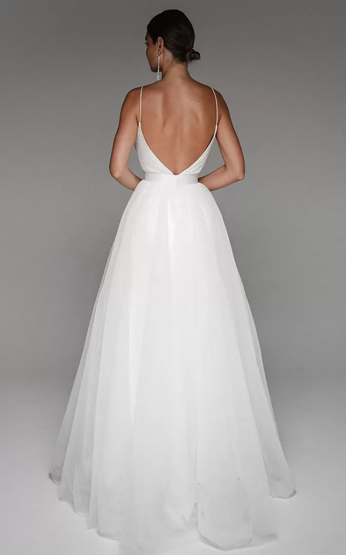 Casual A Line Spaghetti V-neck Tulle Wedding Dress with Sash-716387