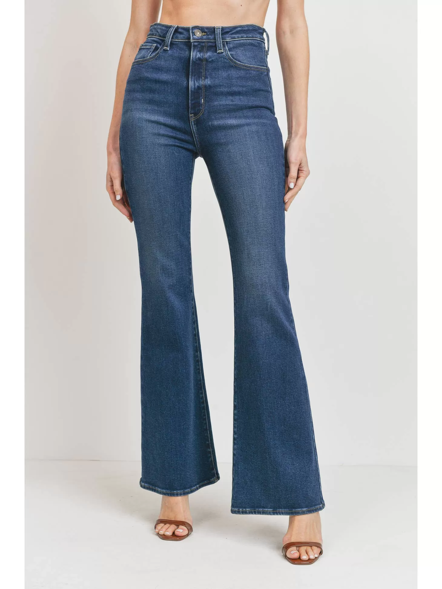 Donna Clean Bell Bottom Denim