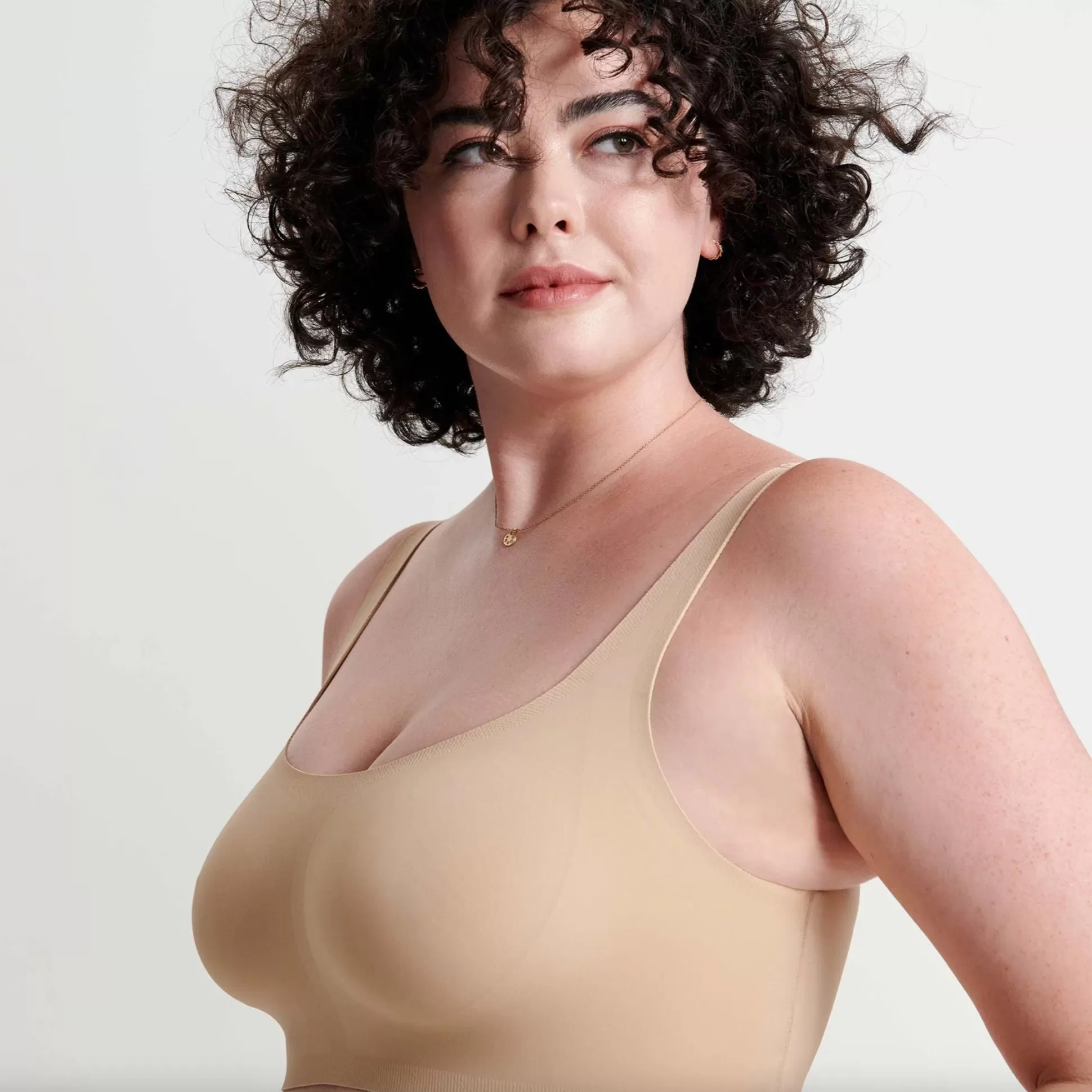 Evelyn and Bobbie Scoop Bra in Sand