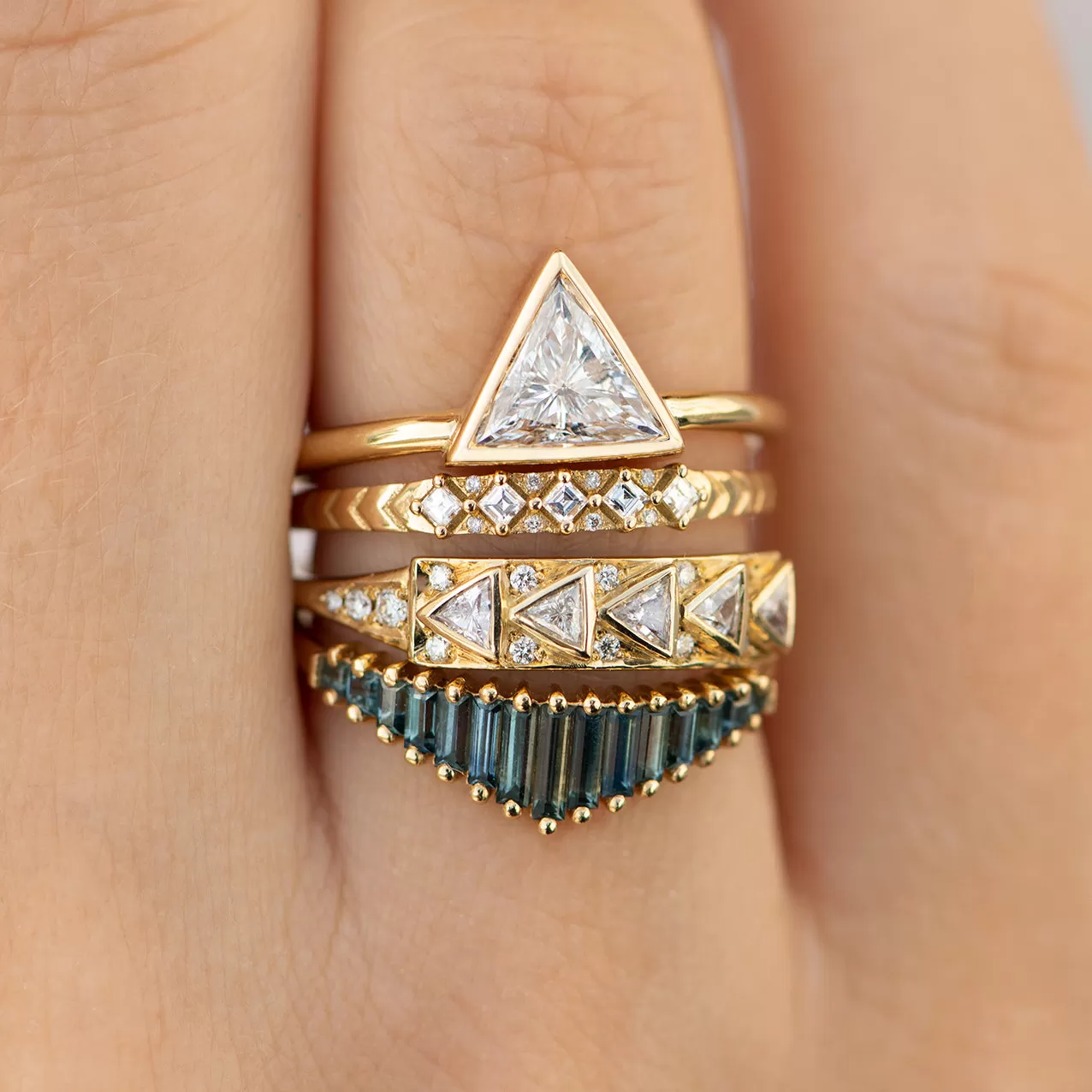 Geometric Bar Ring with Triangle Cut Diamonds in 18k Solid Gold