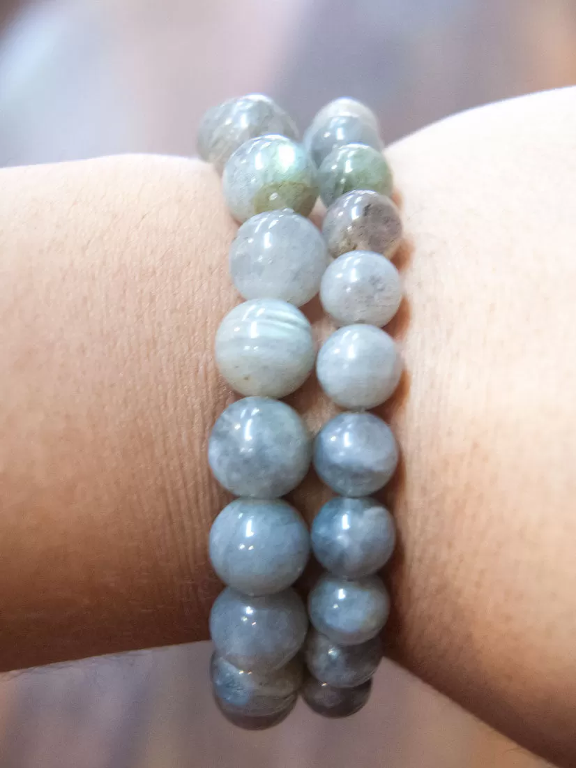 Iridescent Labradorite Bead Bracelet