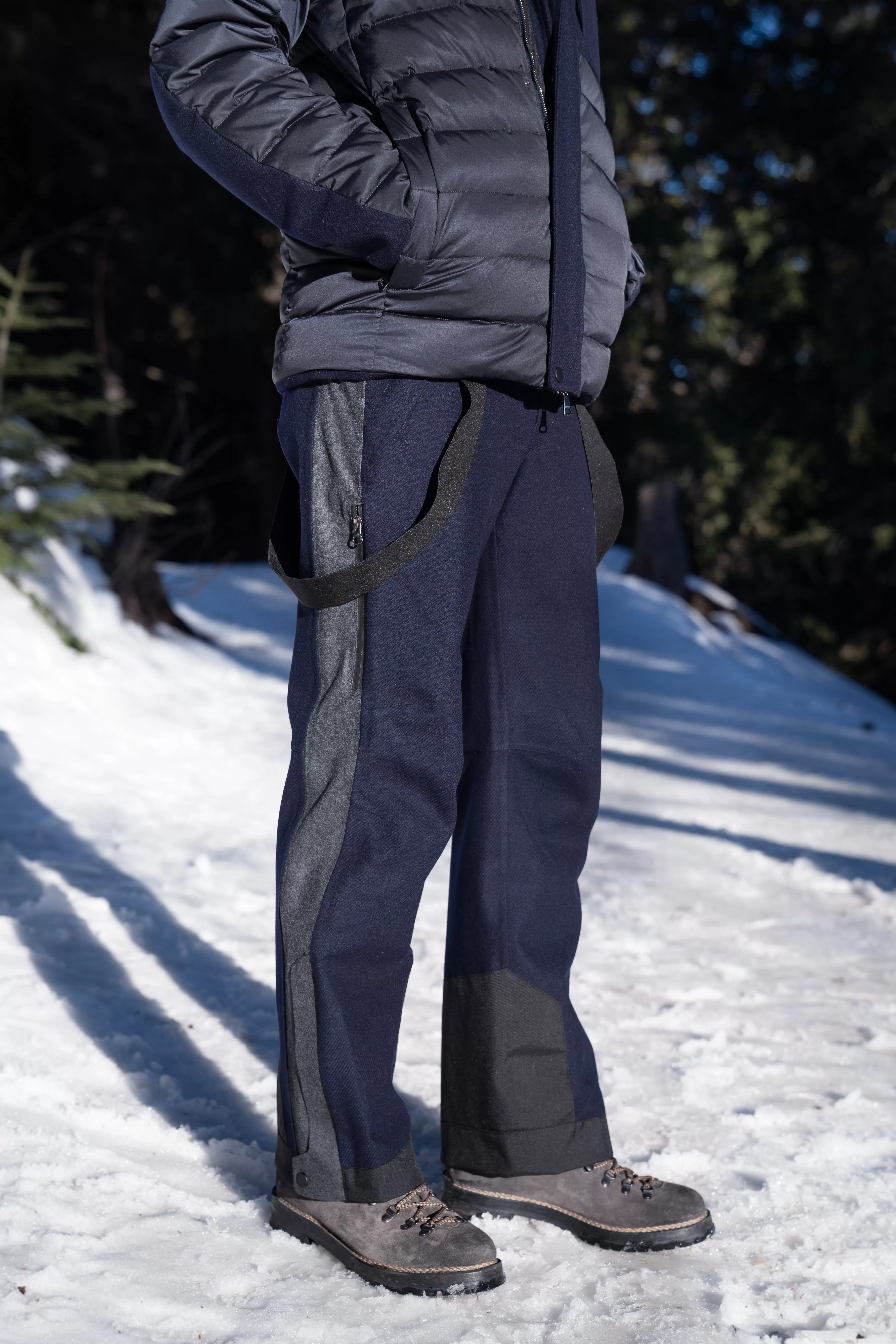 Kilian ski pants in laminated virgin wool (dark blue)