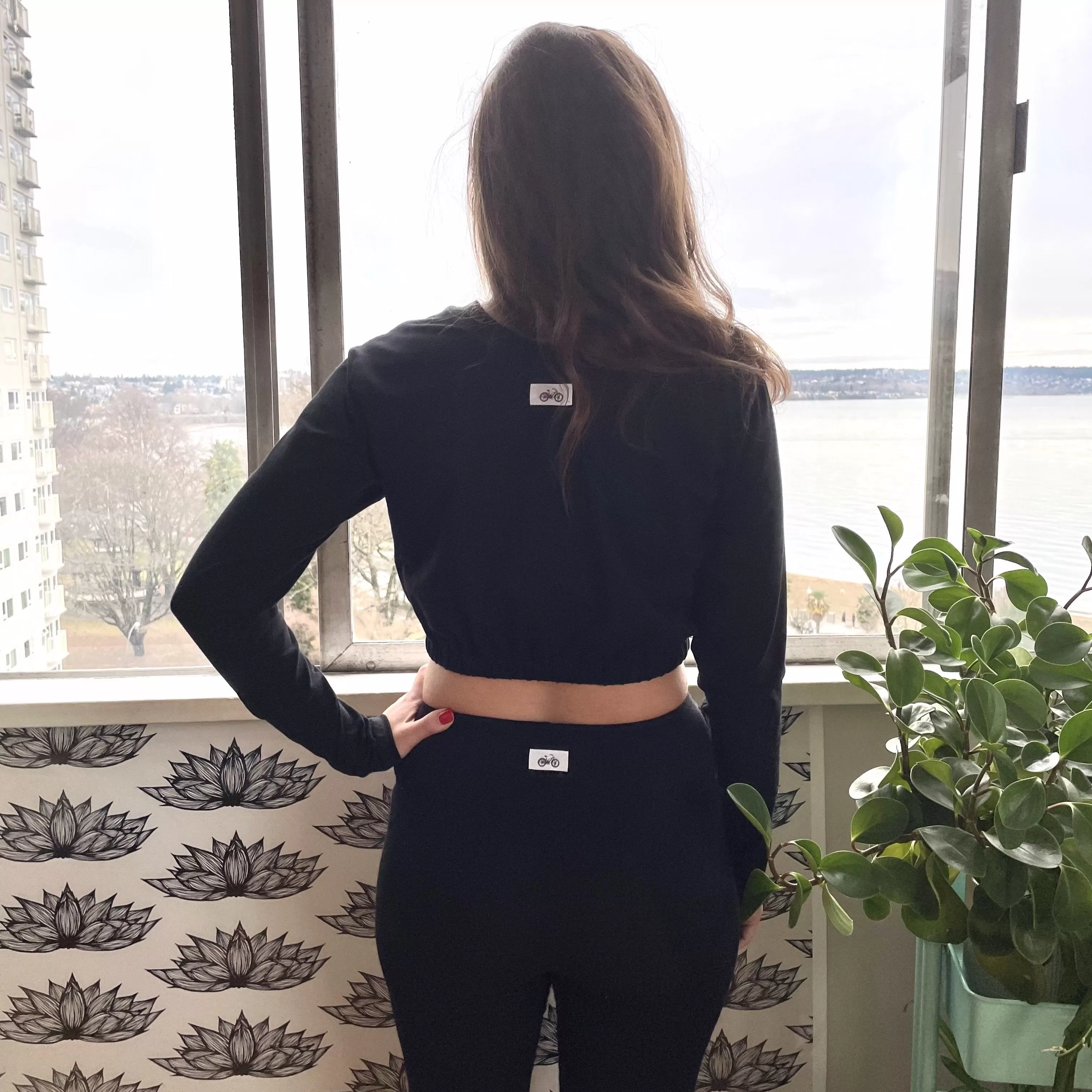 Longsleeve City Slicker Crop Top | TAHINI