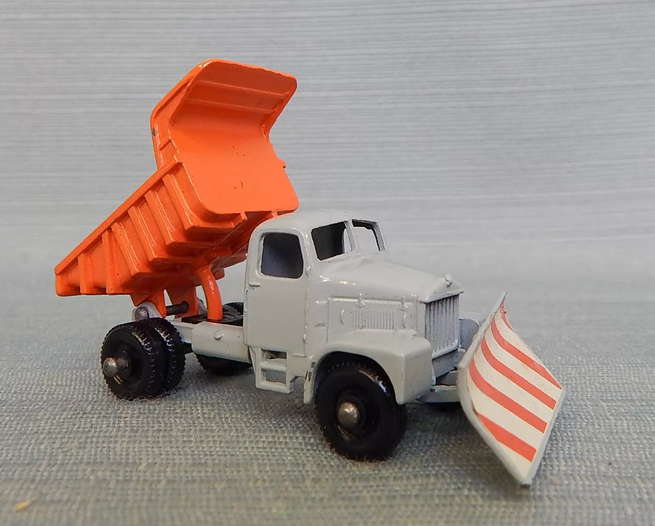 Matchbox Scammell Snow Plough No. 16