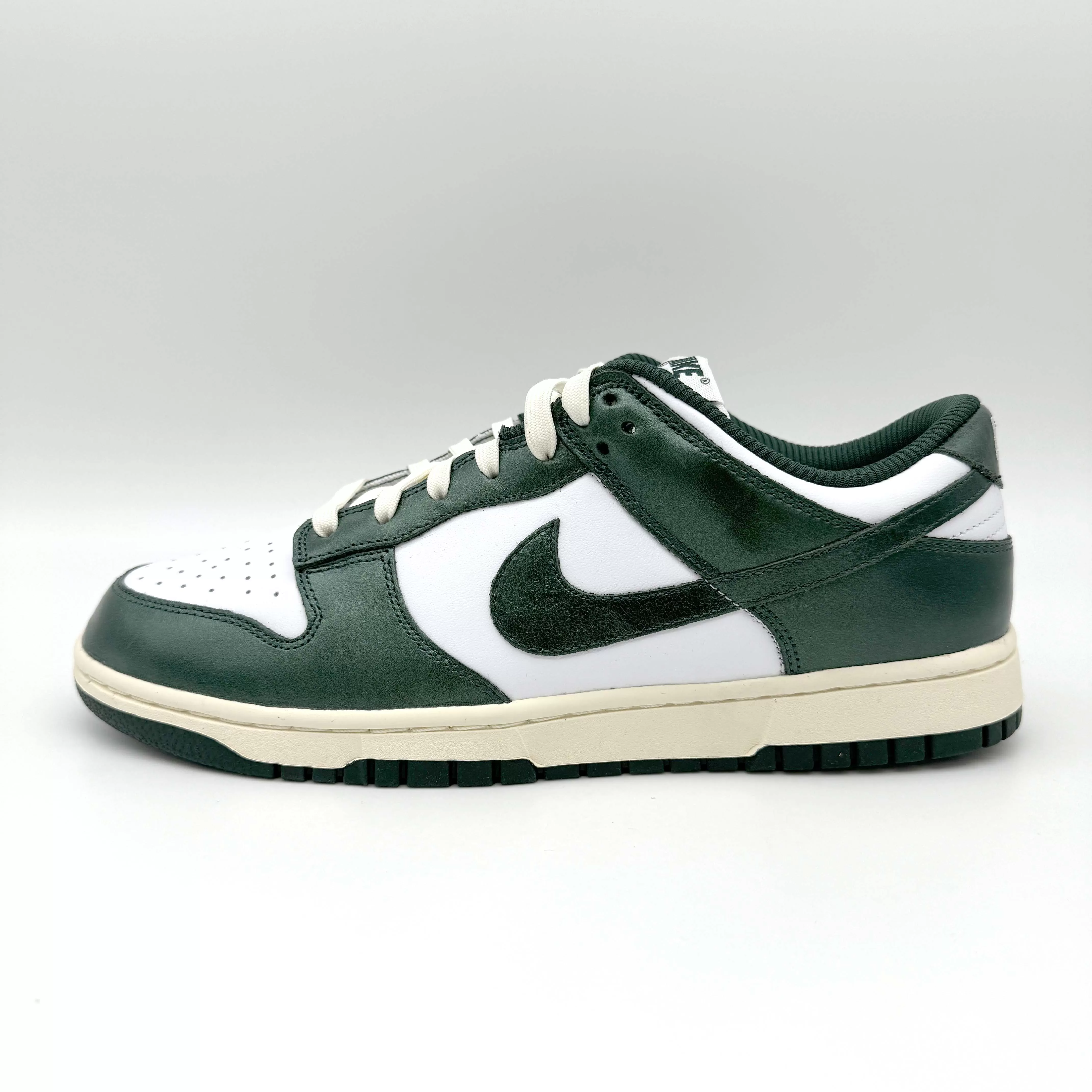 Nike Dunk Low Vintage Green