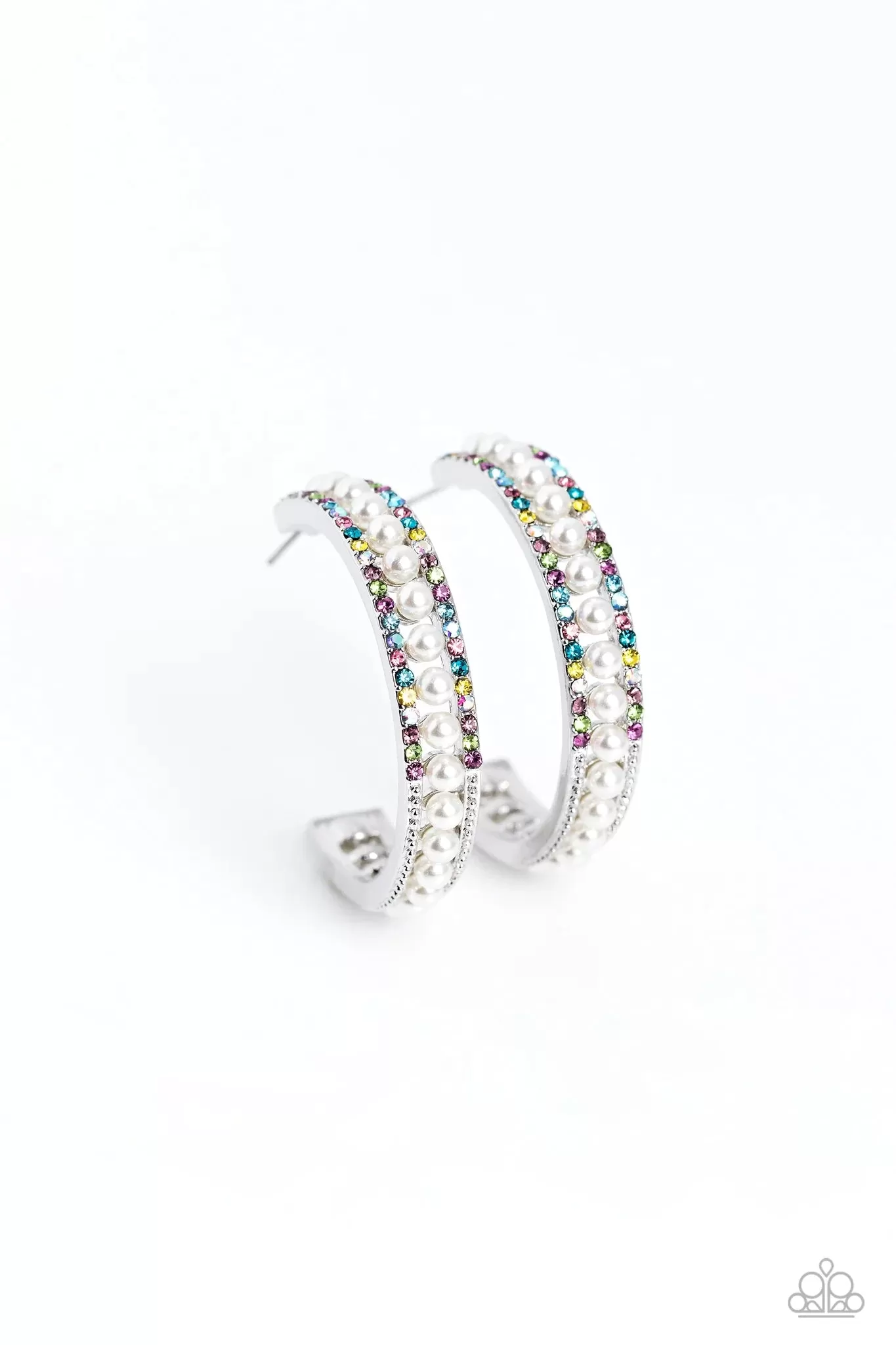 Paparazzi Pearl Happy - Multi Hoop Earrings