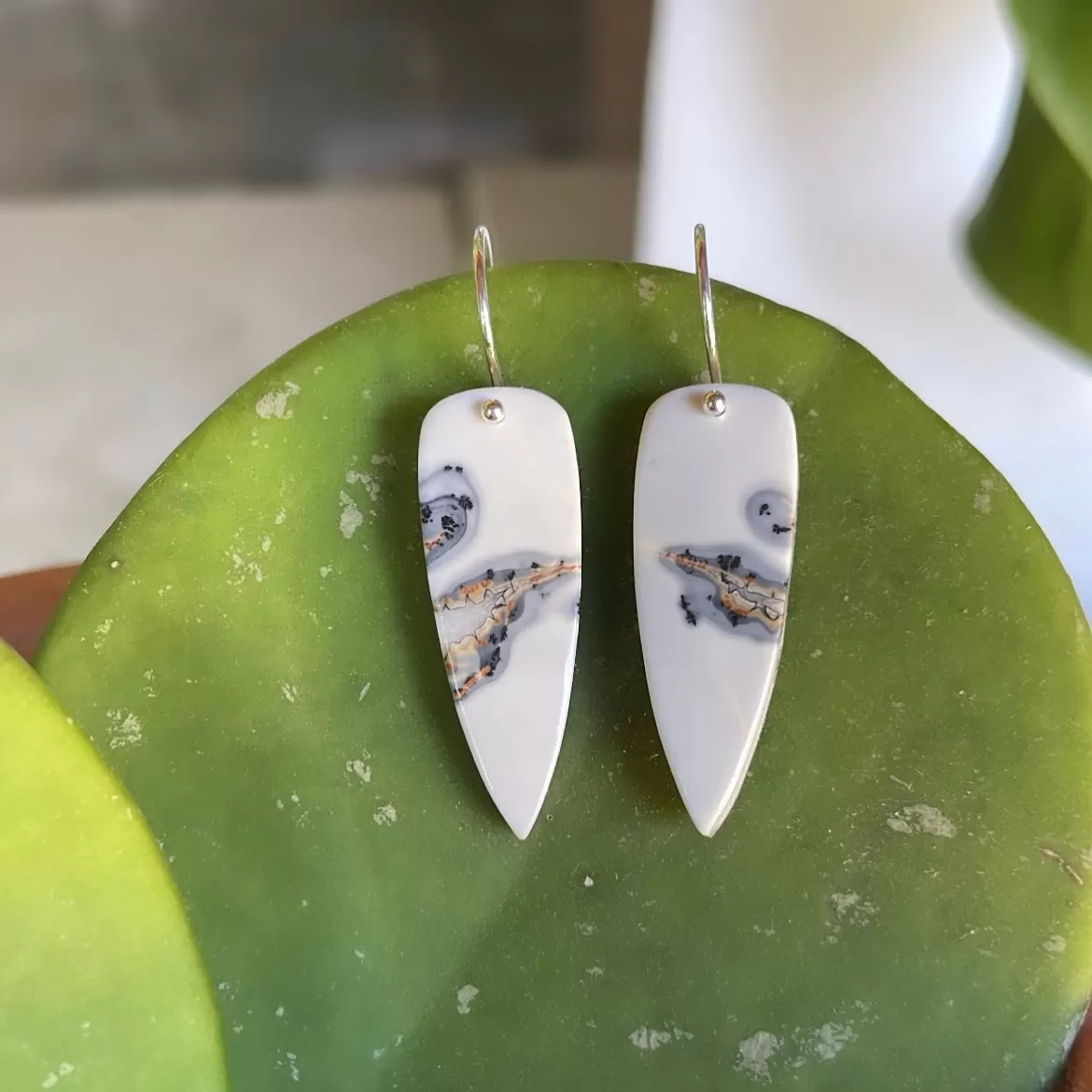 Point drop Maligano Jasper Earrings