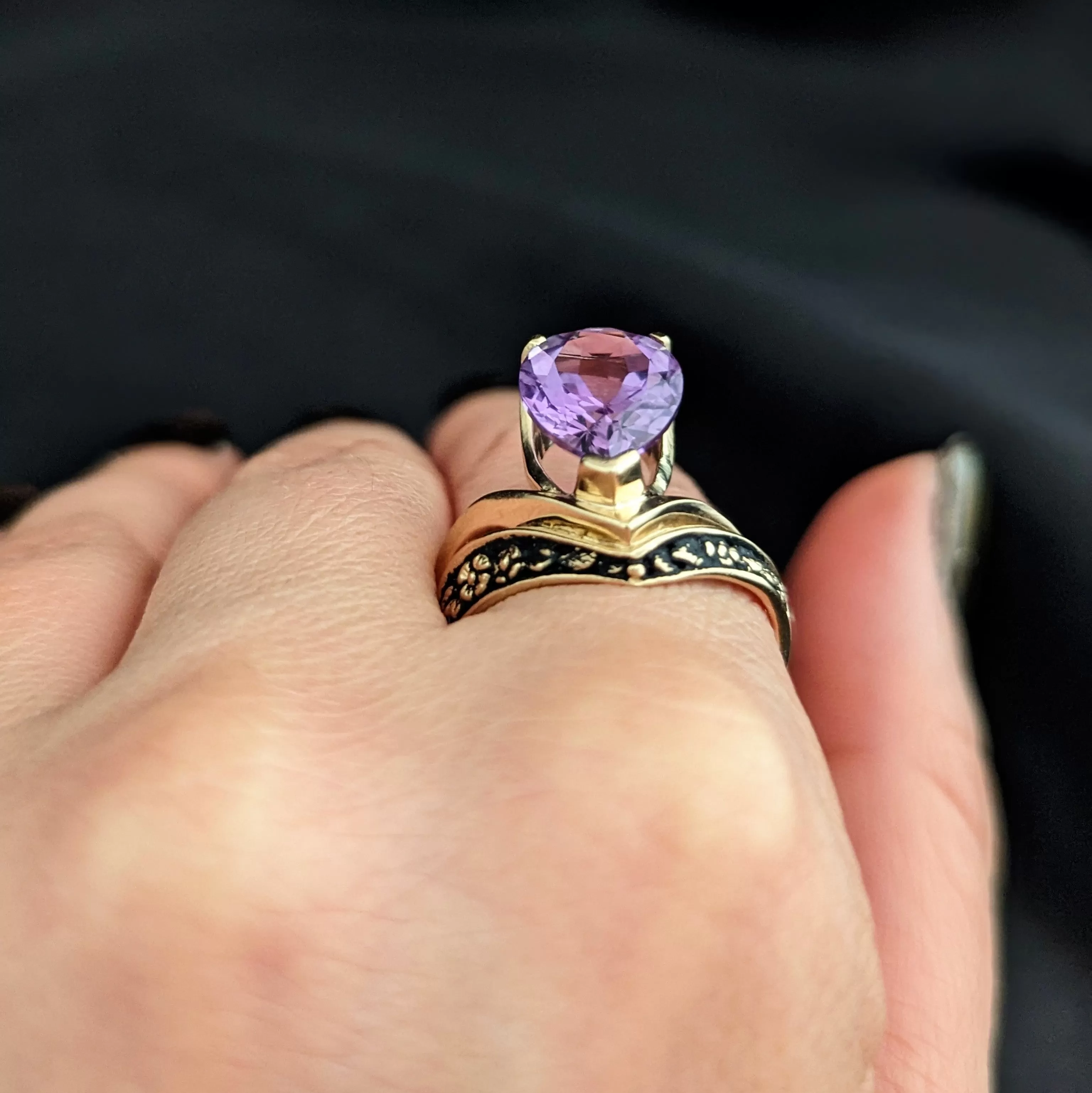 The Conway - Vintage KABANA Amethyst 10k Gold Enamel Cocktail Ring