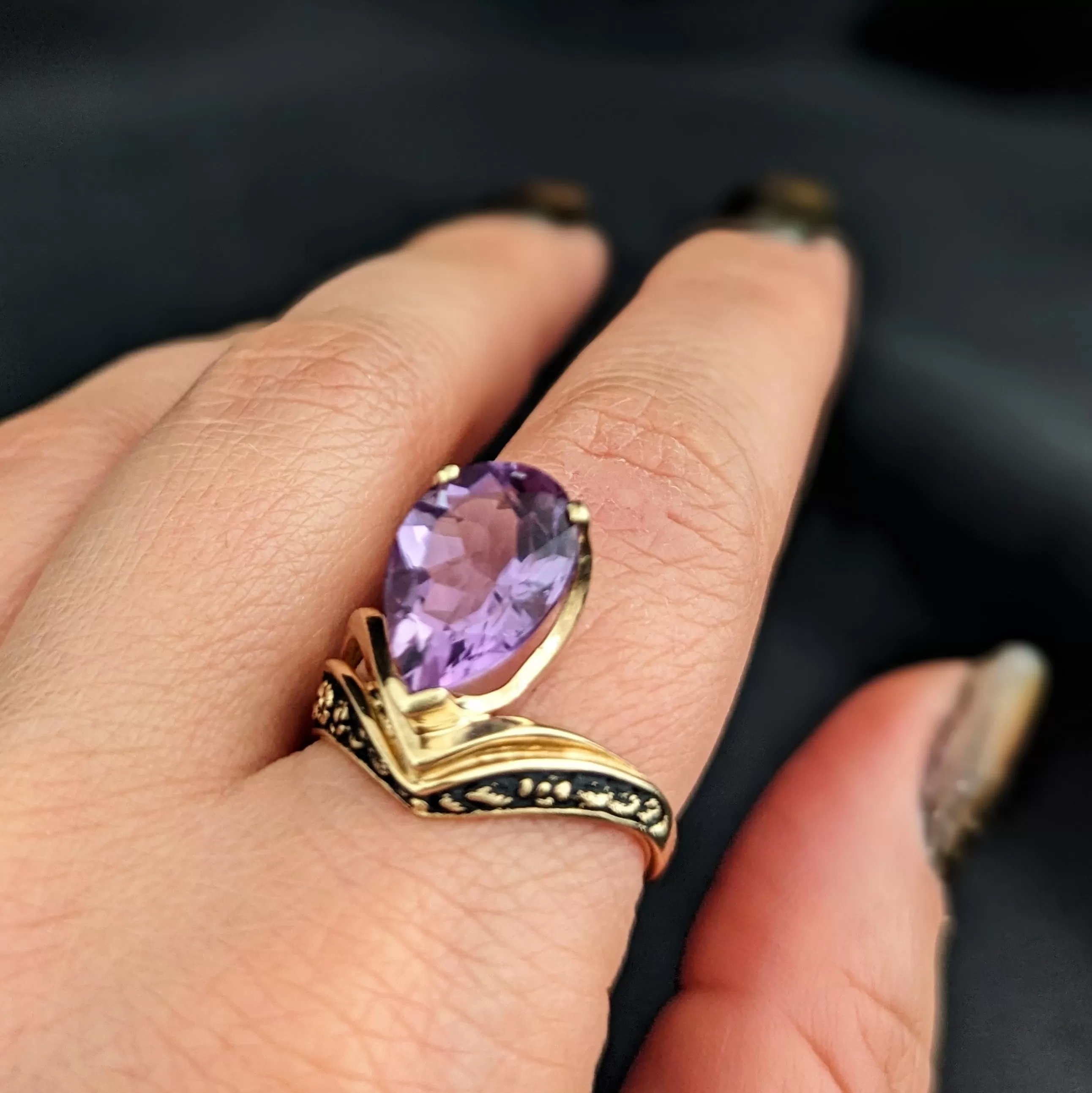 The Conway - Vintage KABANA Amethyst 10k Gold Enamel Cocktail Ring