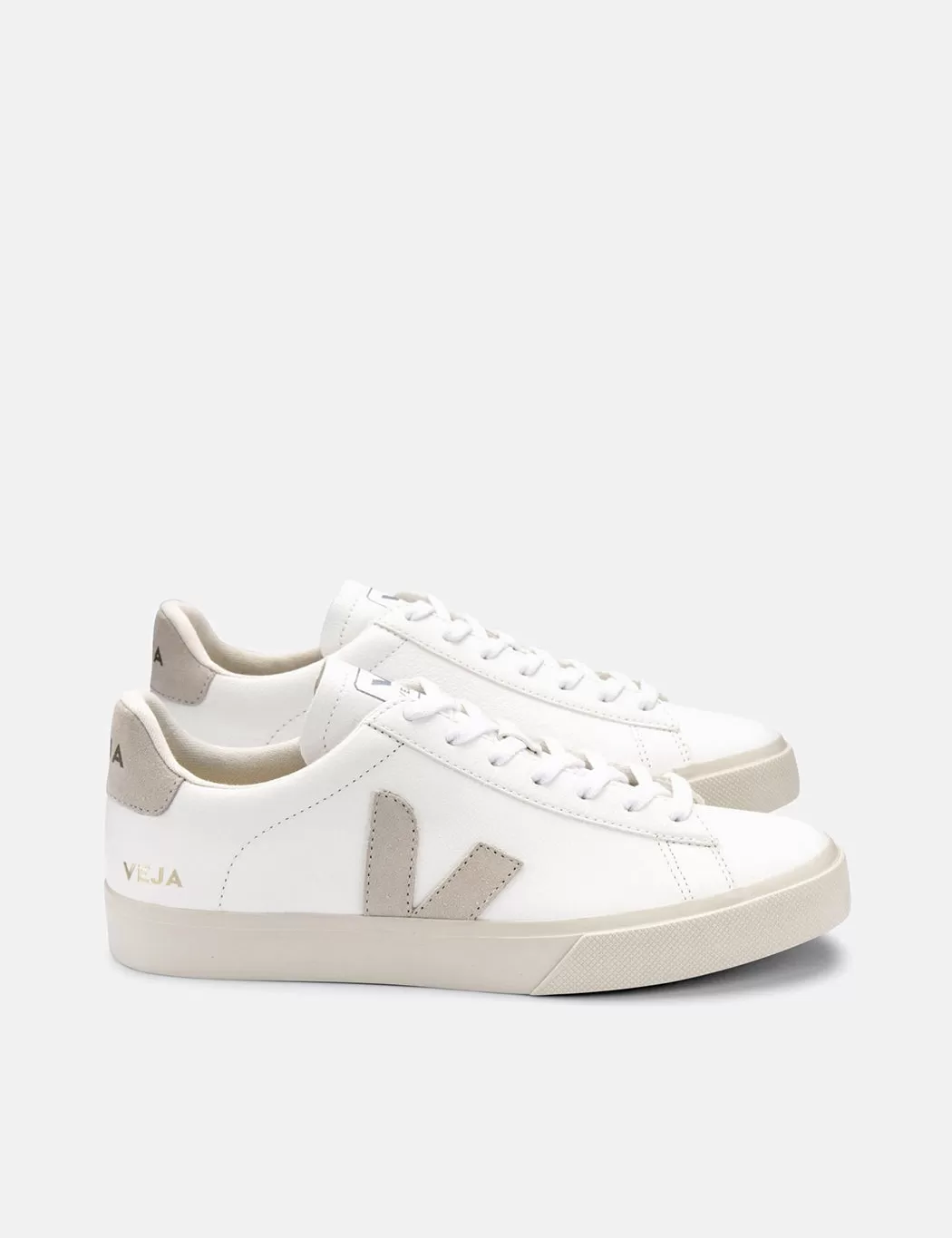 Veja Campo (Chrome Free) Trainers - Extra White/Natural Suede