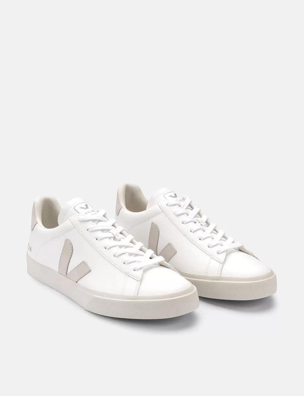 Veja Campo (Chrome Free) Trainers - Extra White/Natural Suede